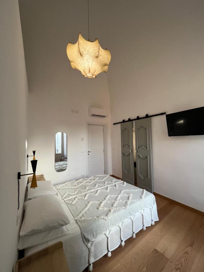 Palazzo Lamantea Boutique Rooms Bisceglie Ngoại thất bức ảnh