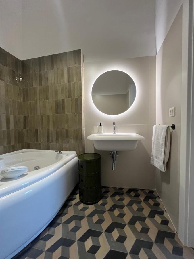 Palazzo Lamantea Boutique Rooms Bisceglie Ngoại thất bức ảnh